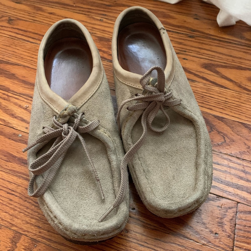 Clark’s Originals Wallabees size 8